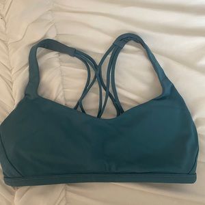 Brand new lulu lemon sports bra